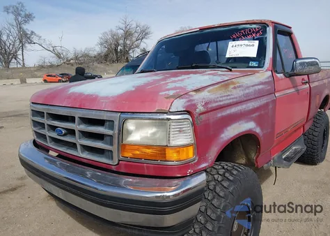 1992 Ford F150 из США, поврежденный, VIN 1FTEF14N2NNB18478